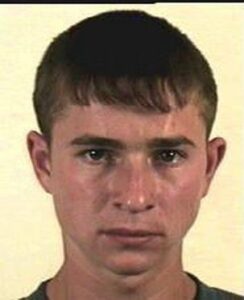 Мазуров Петро Володимирович — зображення з архівної анкети ФСКН